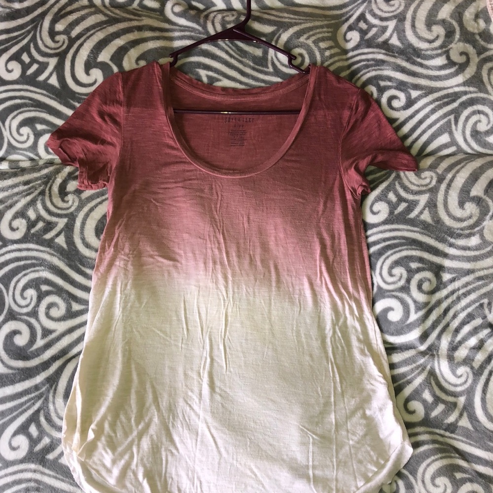American eagle outfitters scoop neck shirt